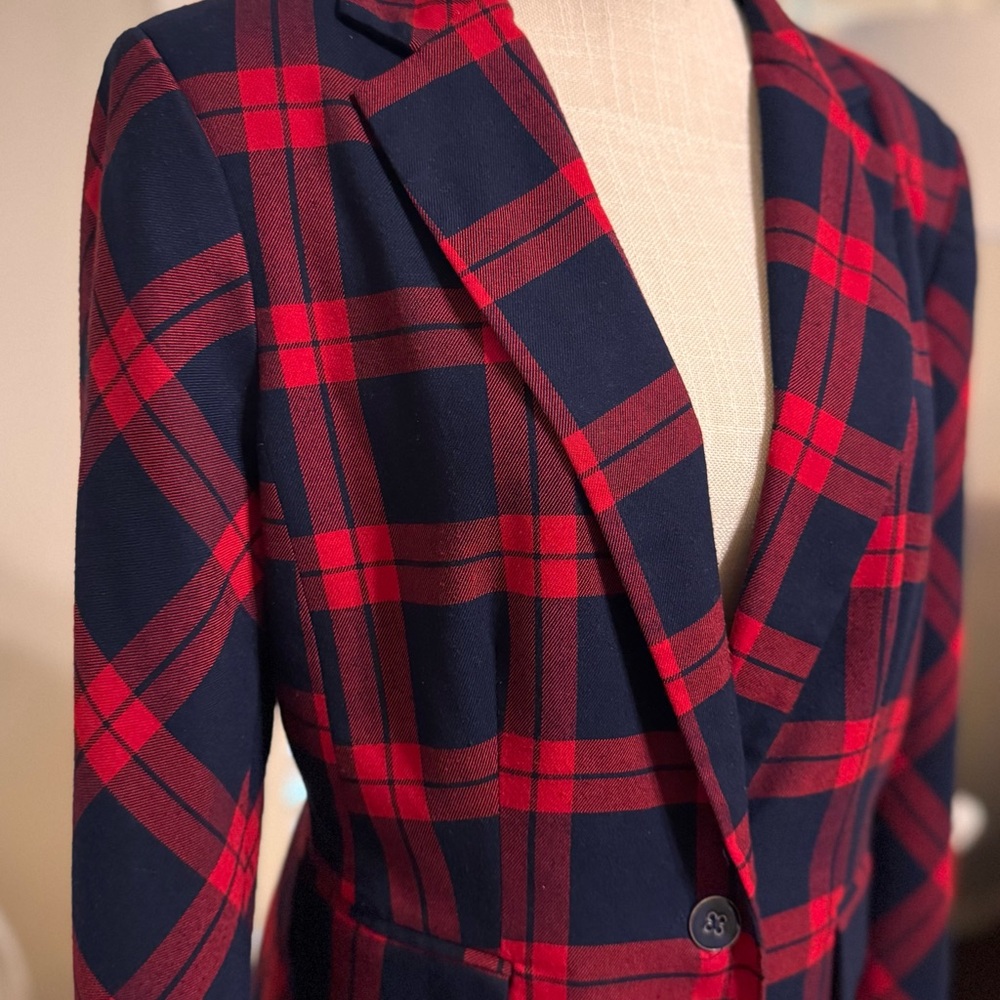 New York and Company Red and Navy Blue Plaid Blazer - Picture 3 of 8